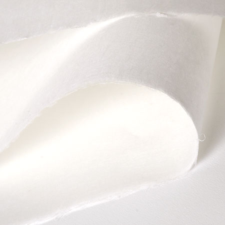 Awagami Yayoi - papier japonais - feuille 41g/m² - 97x64cm - 2 bords frangés - blanc