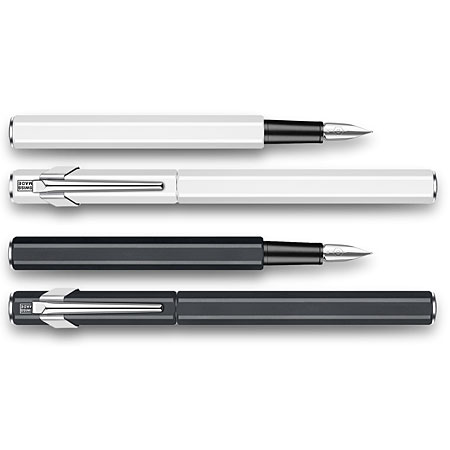Caran d'Ache 849 Classic Line - stylo-plume